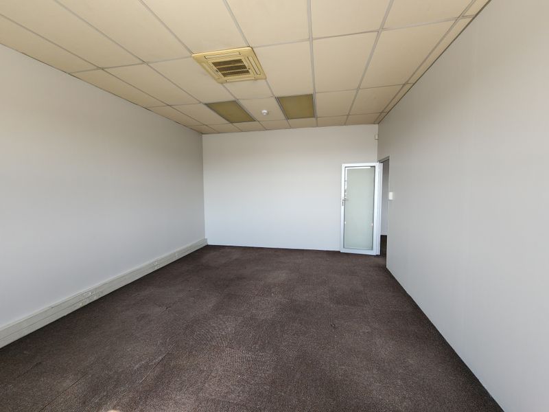 Prime 332m2 Industrial Warehouse To Let at The Tannery Industrial Park - Photo 7