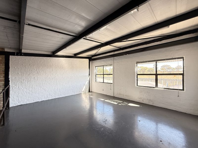 Modern 140m2 Warehouse, Premium Unit in Worksheds Industrial Park - Photo 10