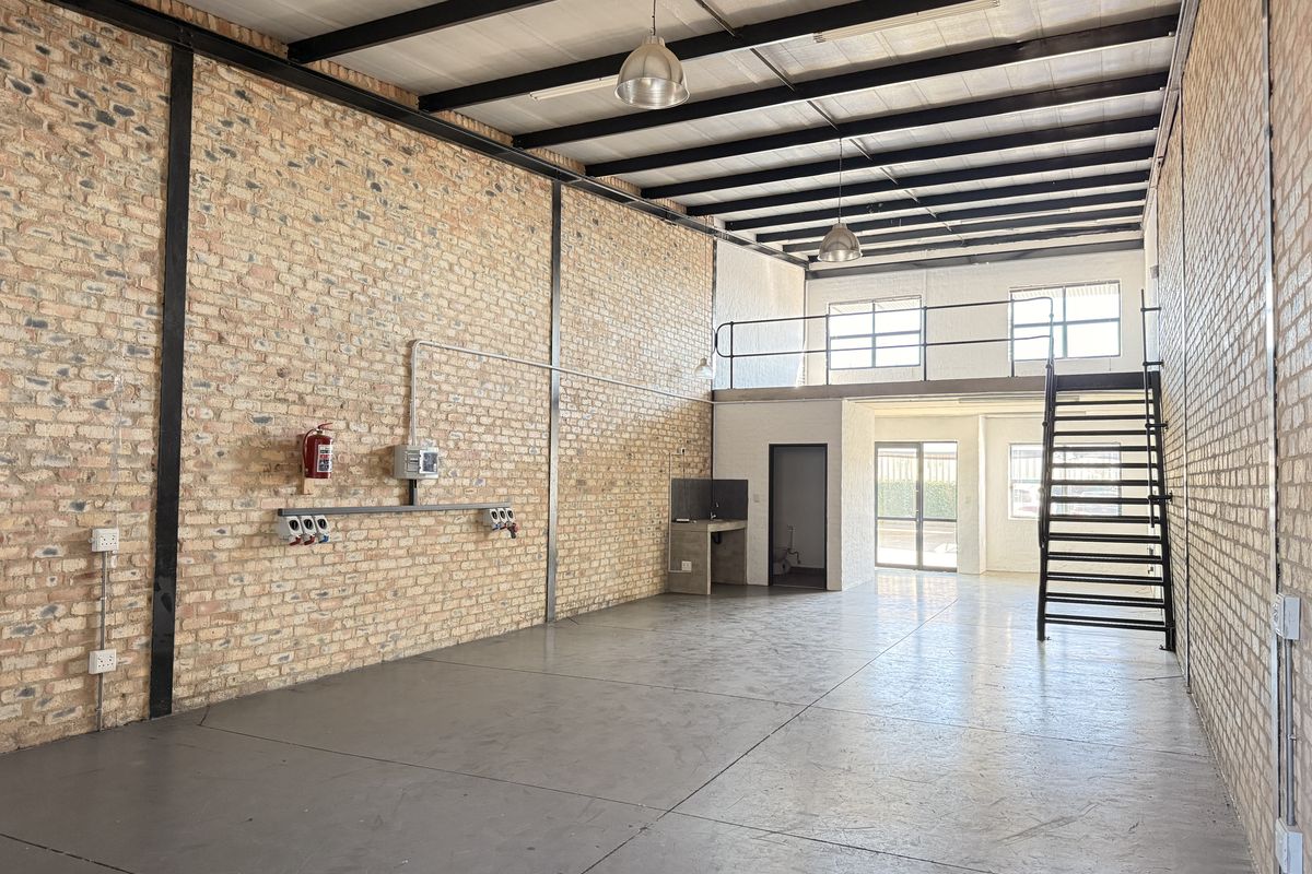 Modern 140m2 Warehouse, Premium Unit in Worksheds Industrial Park - Photo 4