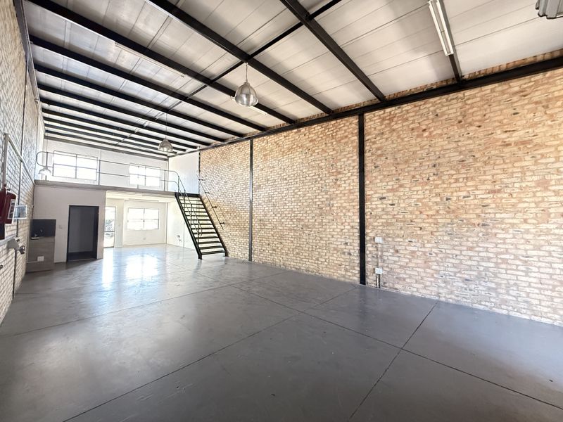 Modern 140m2 Warehouse, Premium Unit in Worksheds Industrial Park - Photo 6