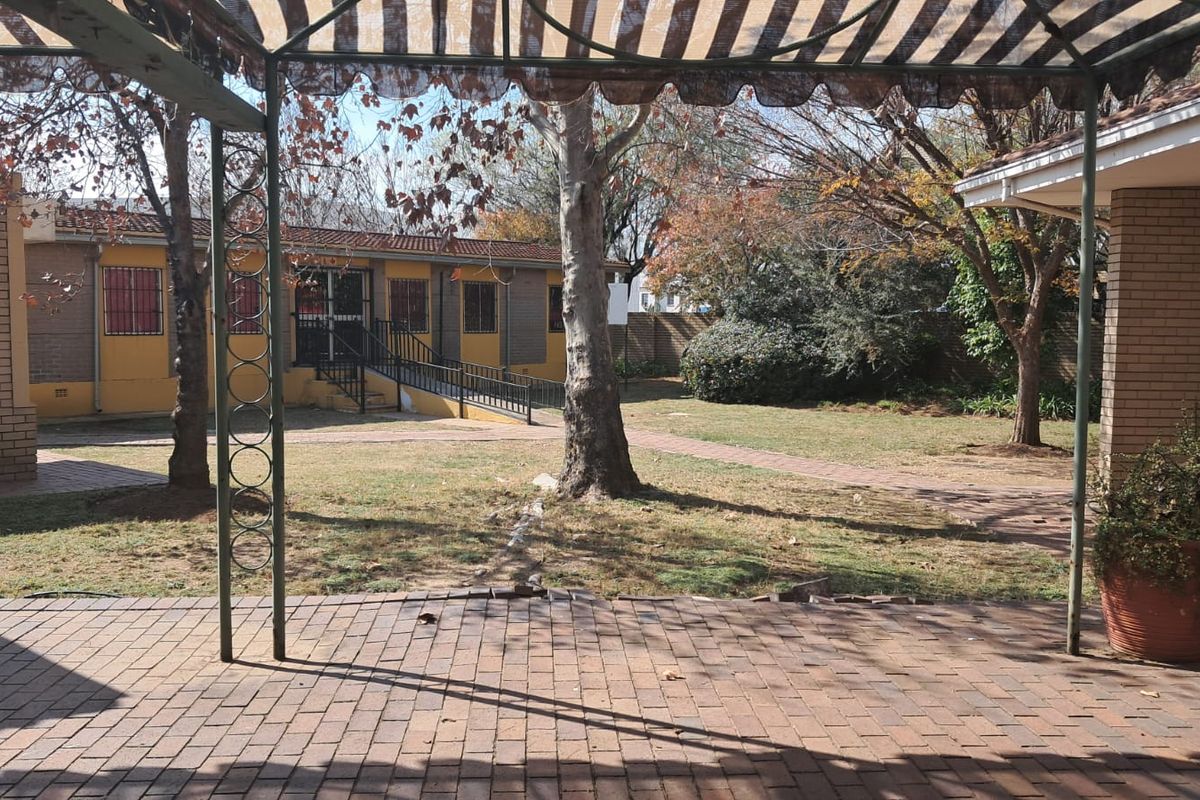 2565 Office space open in Midrand - Photo 2