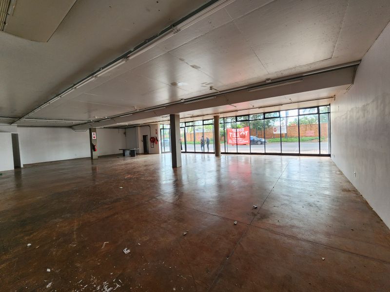 Prime 269m2 Ground Floor Retail Space To Let in  Metro Lifestyle, Montana - Photo 3