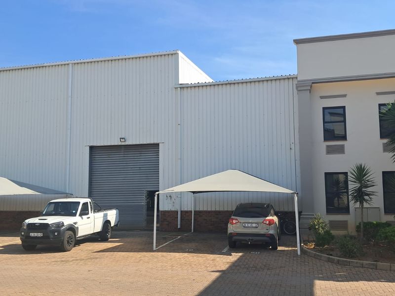 1550 Warehouse with Office space in Midrand - Photo 4