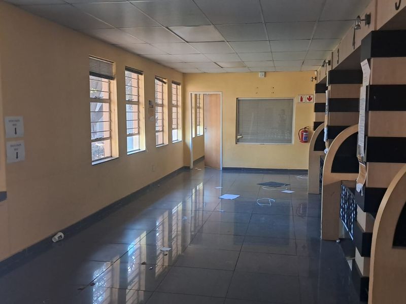2565 Office space for sale in Midrand - Photo 10