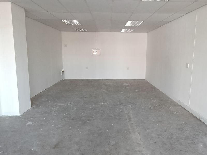 Shop or consulting rooms in Aterbury Boulevard - Photo 3