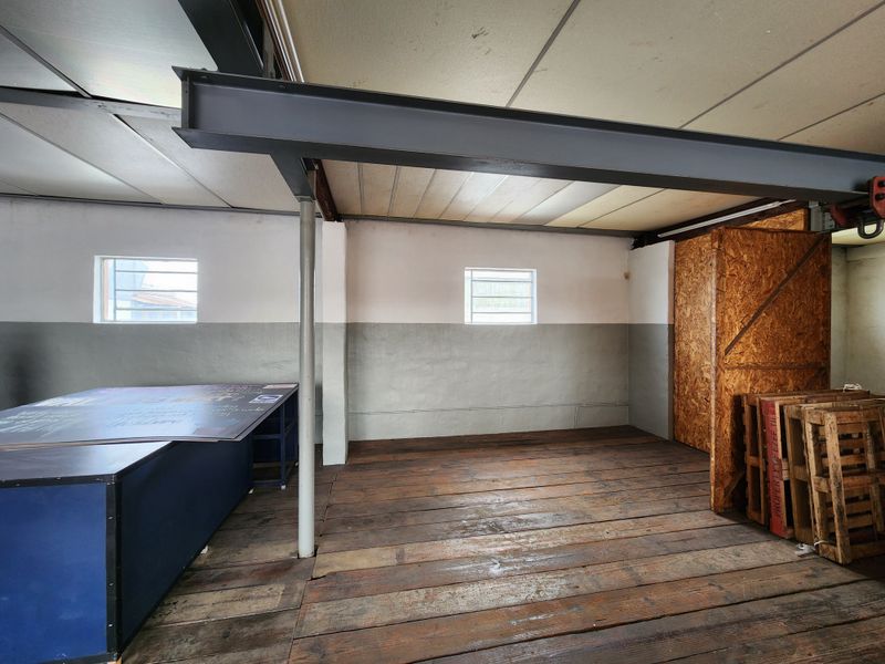 156m2 Warehouse with 3-Phase Power To Let in Koedoespoort - Photo 6