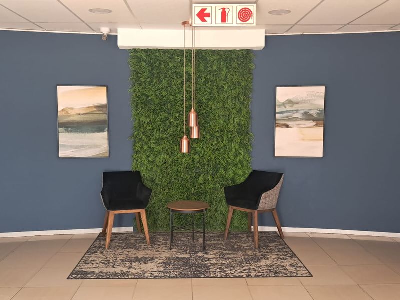 231m2 Office to let in Midrand - Photo 1
