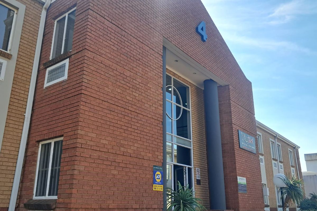 261m2 Office to let in Midrand - Photo 2