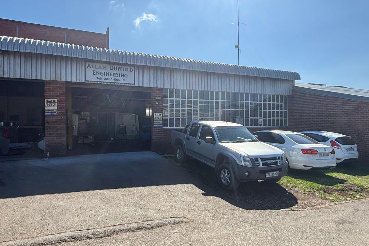 Investment opportunity - 184sqm Mini Factory for sale at R1 million plus Vat. - Photo 2