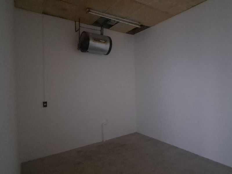 1m2 Retail space TO LET in Waterkloof Ridge - Photo 9