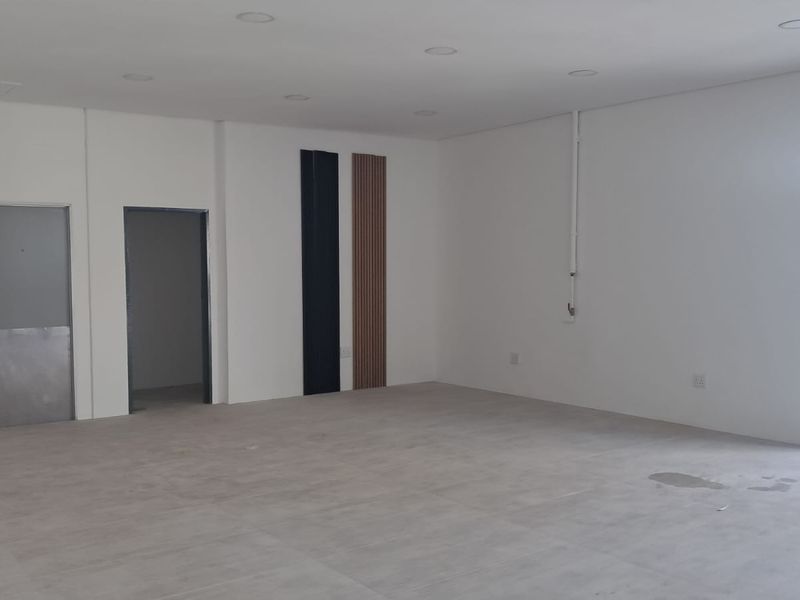 1m2 Retail space TO LET in Waterkloof Ridge - Photo 5