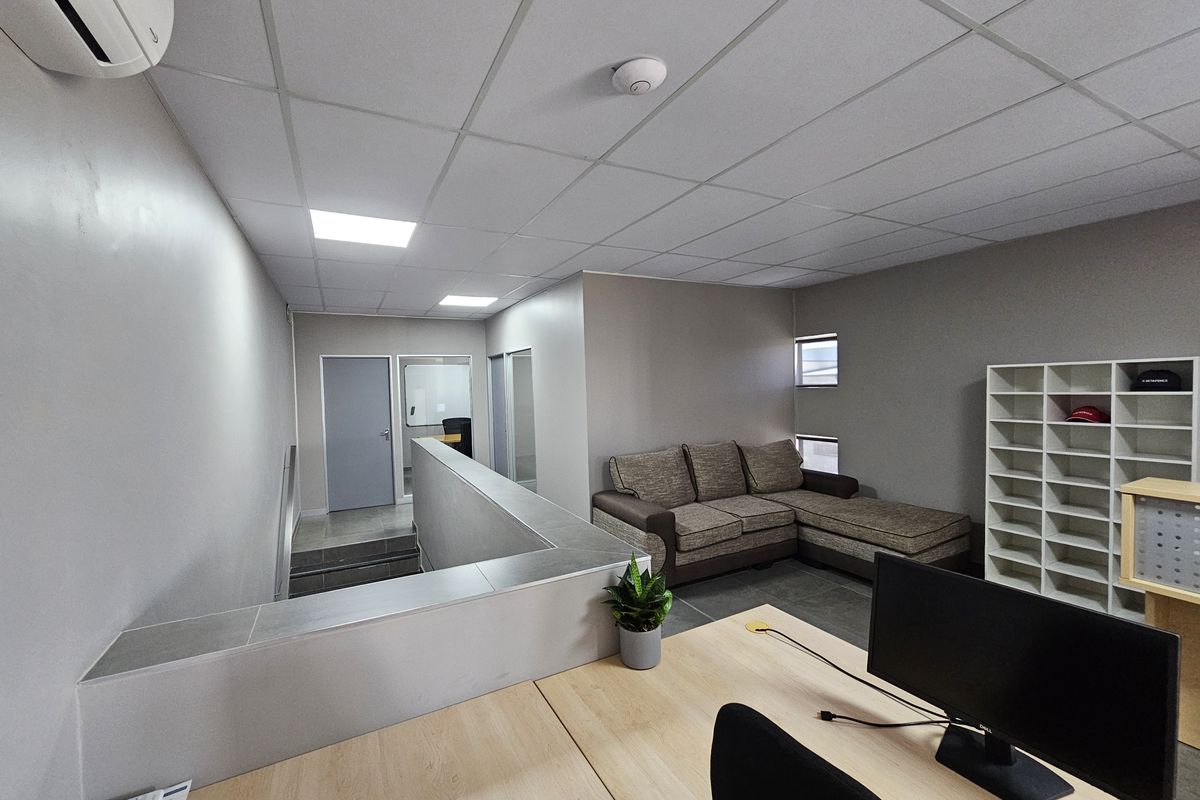 TO LET- WAREHOUE WITH YARD SPACE - CENTURION WEST - Photo 5