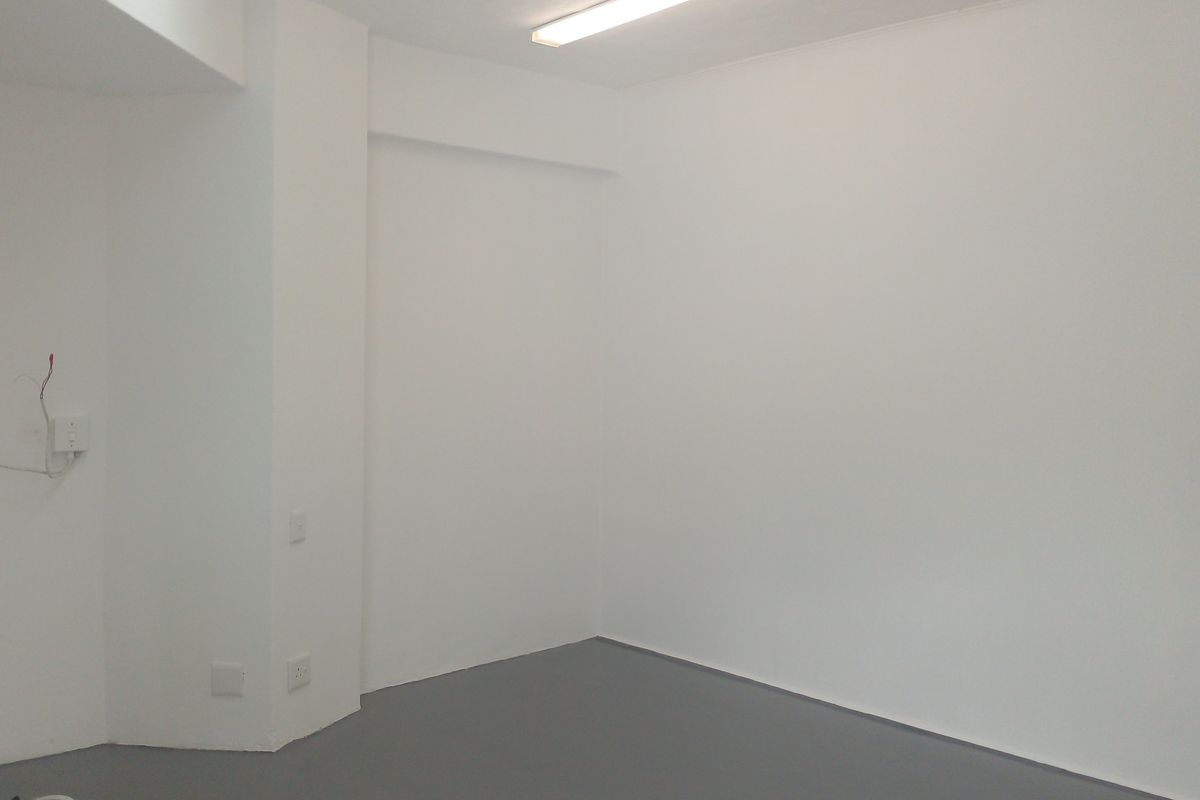 Prime Retail Space - Photo 4