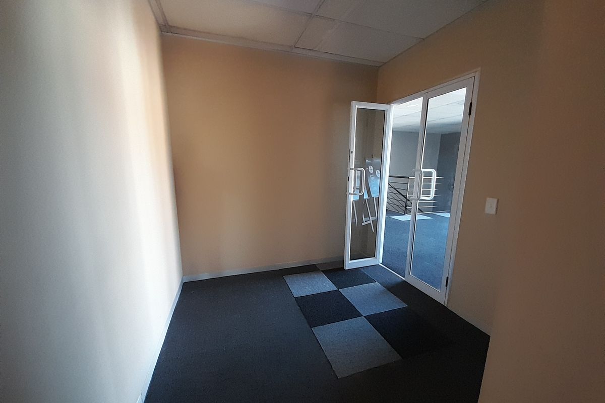 Well Positioned Office Space for Growing Businesses in Randjespark - Photo 3