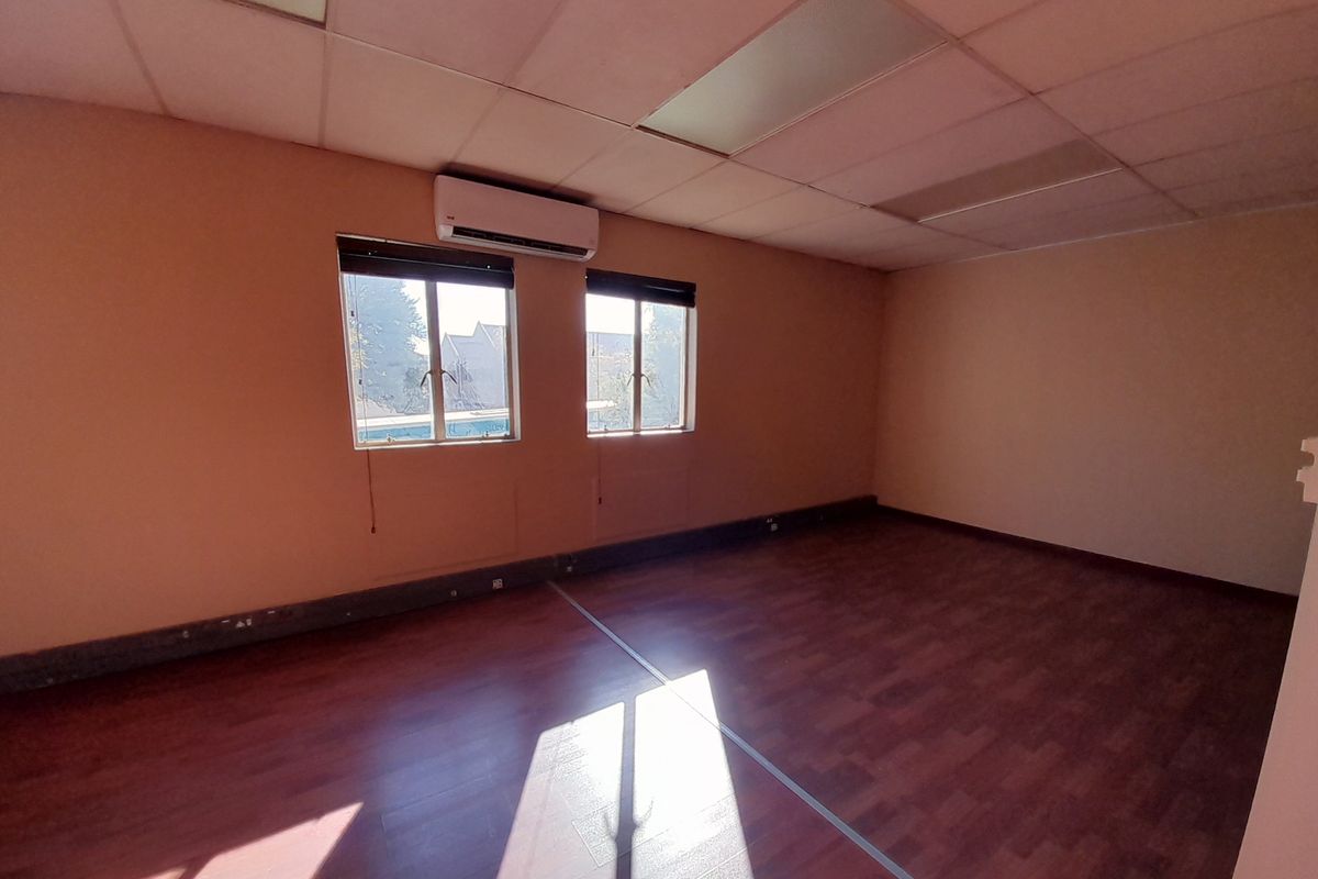 Well Positioned Office Space for Growing Businesses in Randjespark - Photo 5