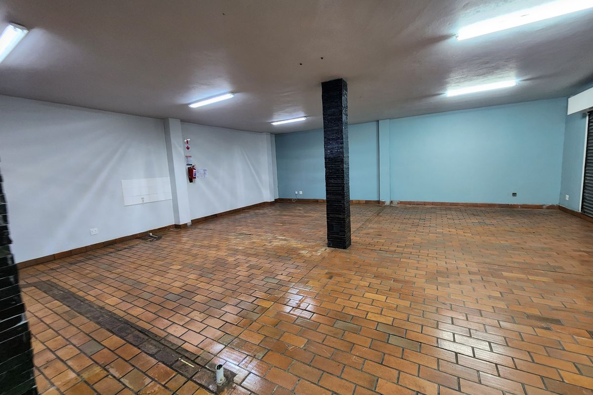 160m2 Ground Floor Retail Space with Roller Shutter Door Access To Let in Koedoespoort - Photo 4