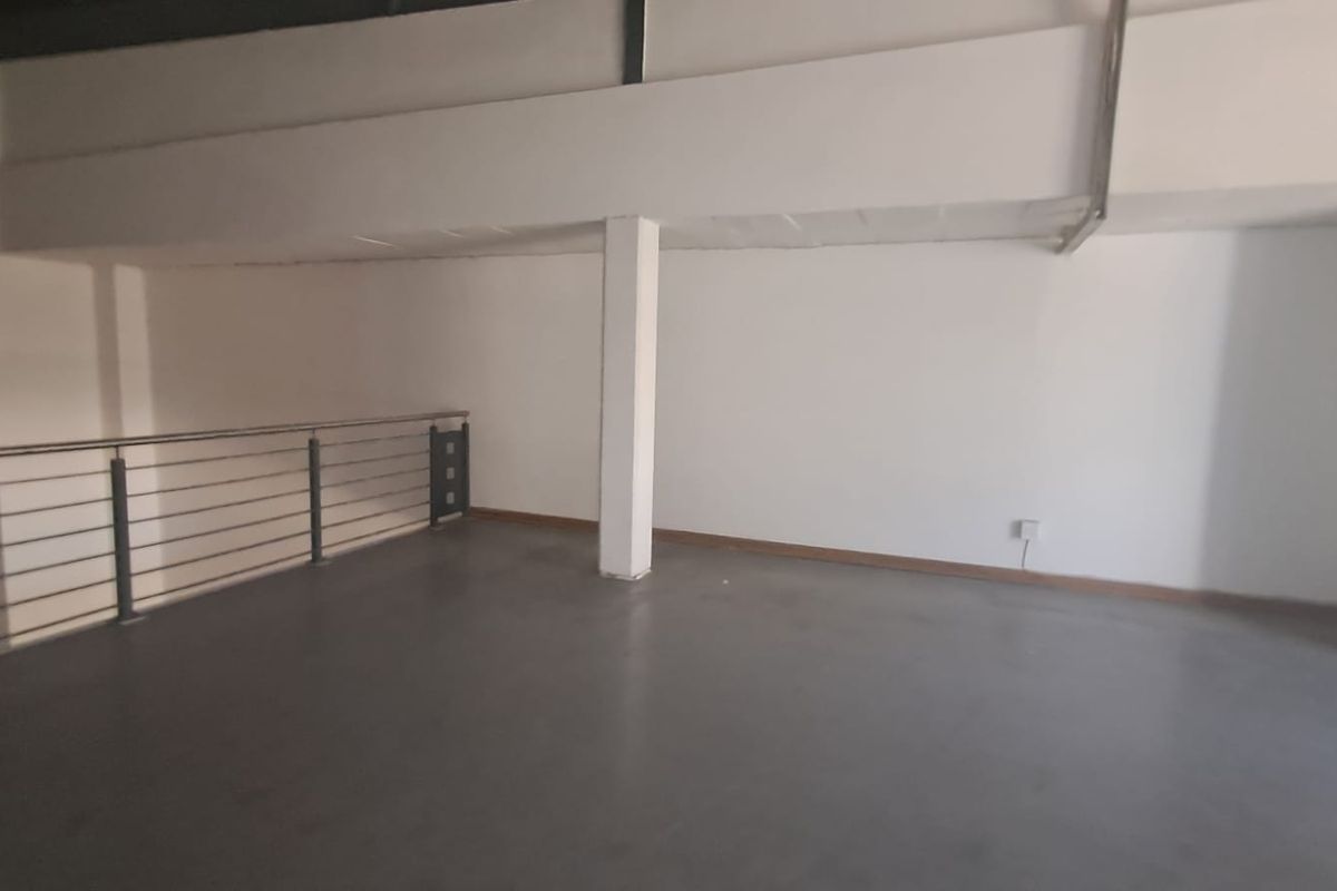 209m2 Workshop with mezzanine - Photo 5