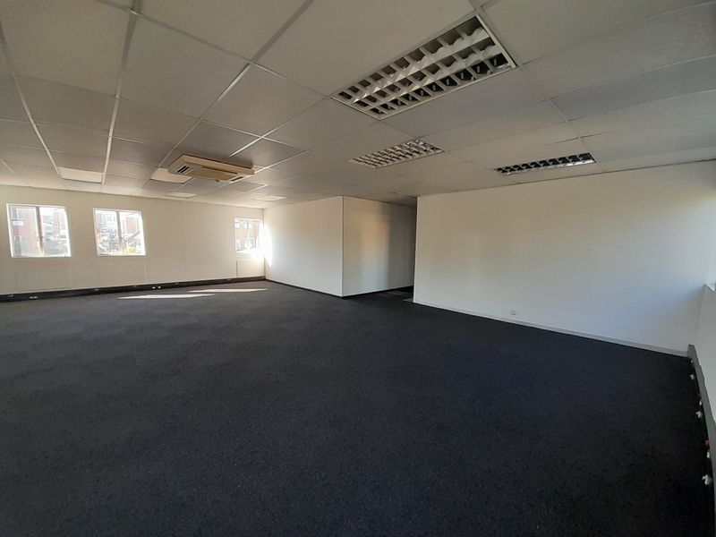 Bright and Functional Office Space in a Secure Randjespark Business Park - Photo 9
