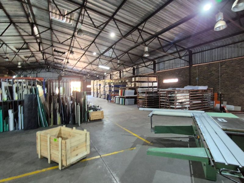 Prime Stormvoël Road Industrial Opportunity | 1,000m2 Freestanding Warehouse To Let - Photo 7