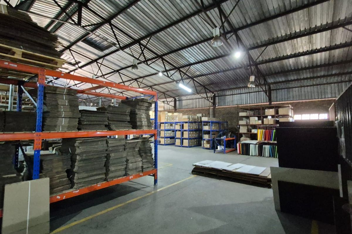Prime Stormvoël Road Industrial Opportunity | 1,000m2 Freestanding Warehouse To Let - Photo 5