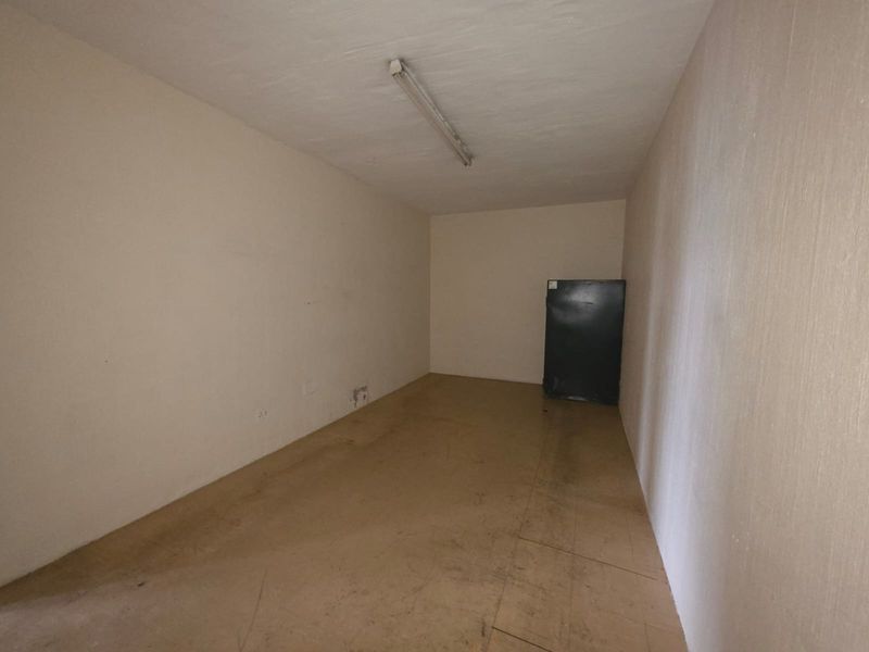 High-Visibility Office Space on Rondebult Road - Photo 7