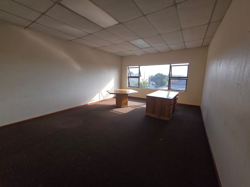 High-Visibility Office Space on Rondebult Road - Photo 10