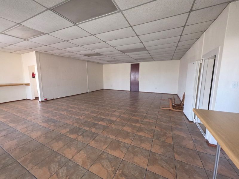 High-Visibility Office Space on Rondebult Road - Photo 4