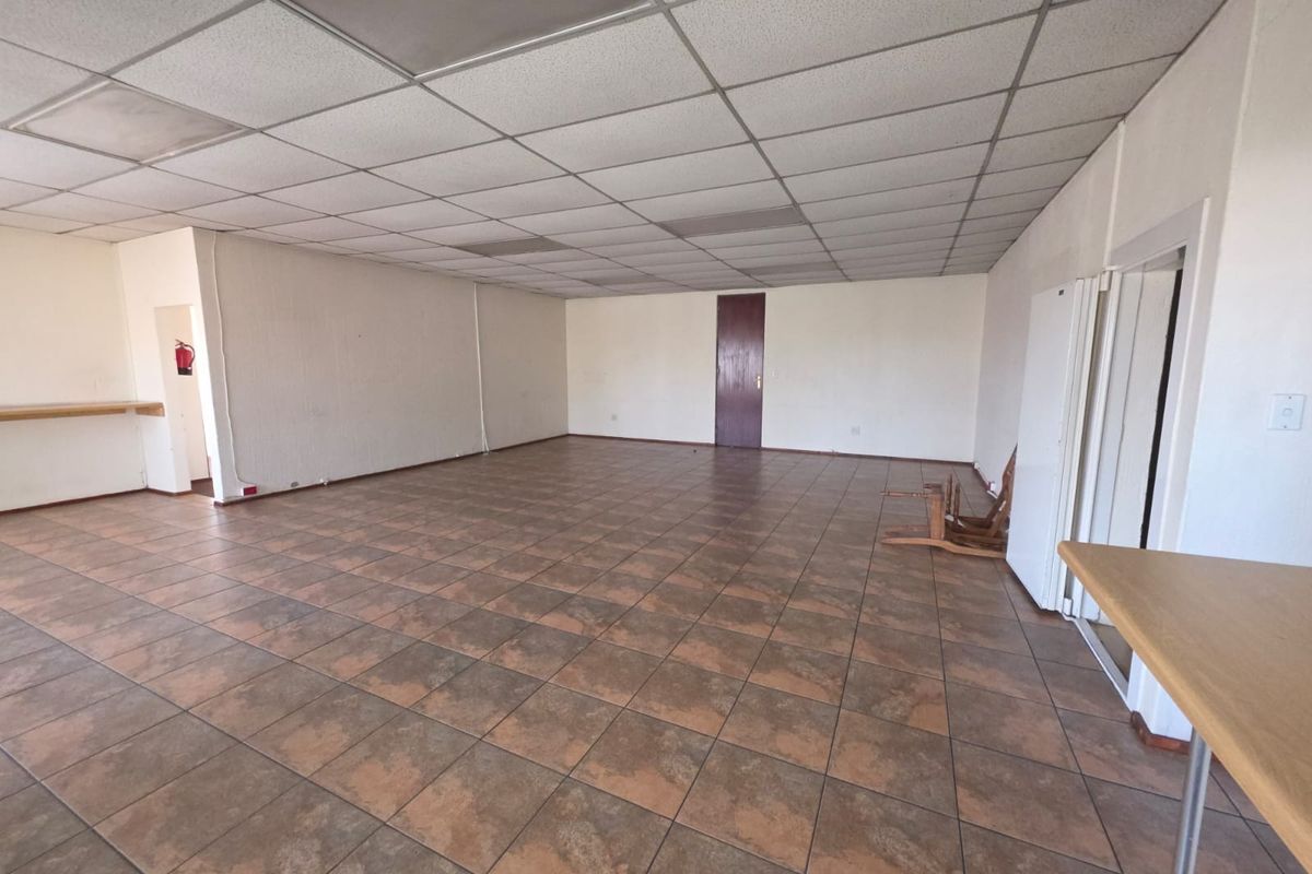 High-Visibility Office Space on Rondebult Road - Photo 4