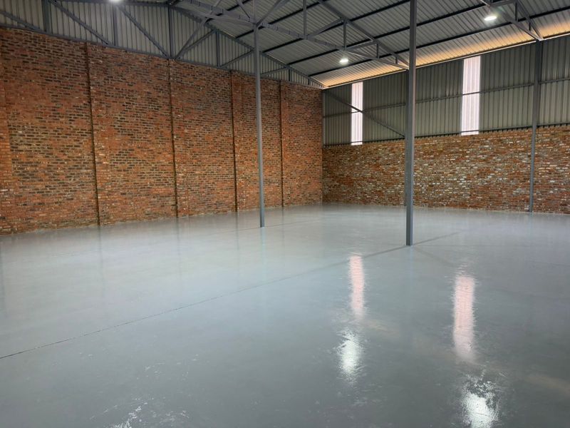 350m2 Warehouse  in Pomona - Photo 7