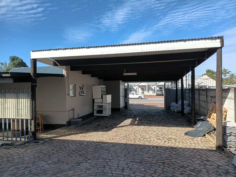 Office with storage to rent in George. - Photo 9