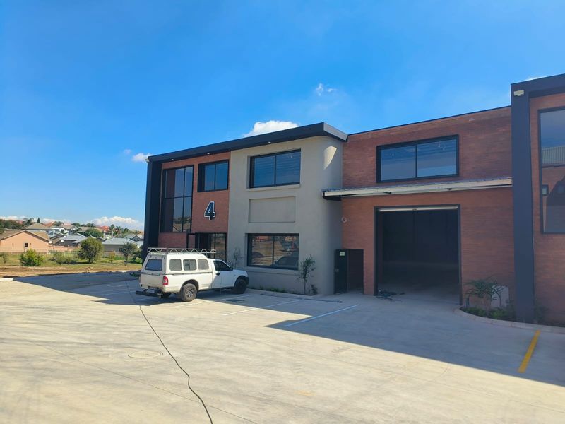 High-Exposure 1,057m2 Warehouse To Let in Secure Samrand Industrial Node - Photo 1