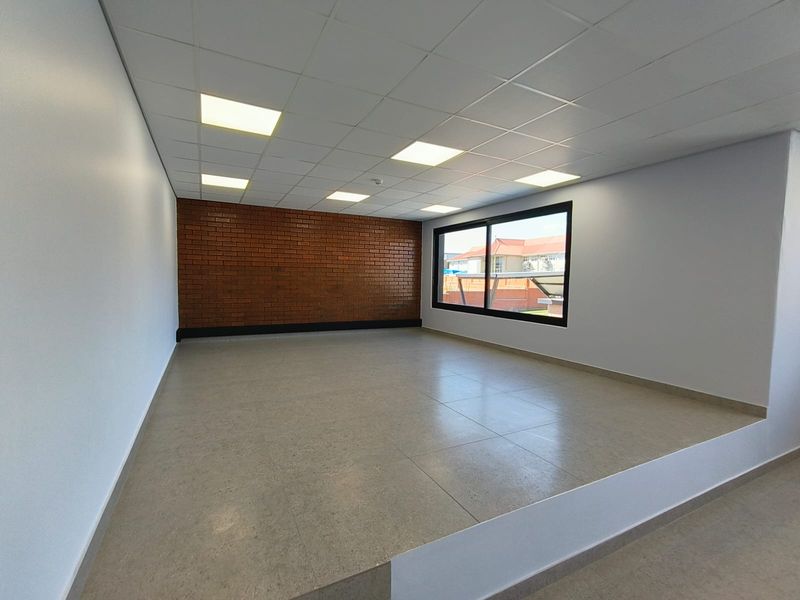 High-Exposure 1,057m2 Warehouse To Let in Secure Samrand Industrial Node - Photo 7