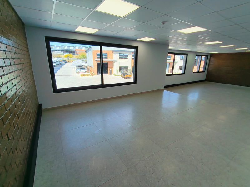 High-Exposure 1,057m2 Warehouse To Let in Secure Samrand Industrial Node - Photo 9