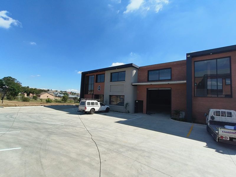 High-Exposure 1,057m2 Warehouse To Let in Secure Samrand Industrial Node - Photo 2