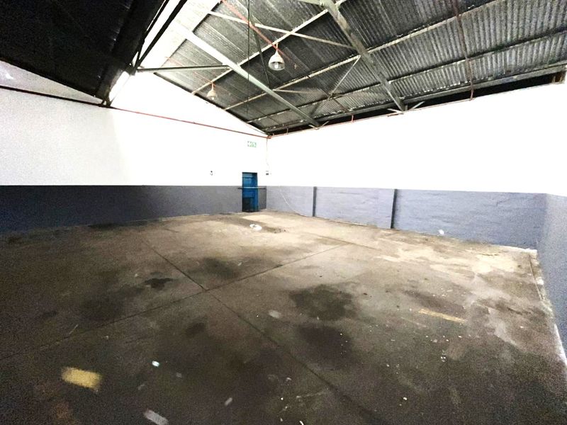 Hassle-Free Workshop Space - Photo 9