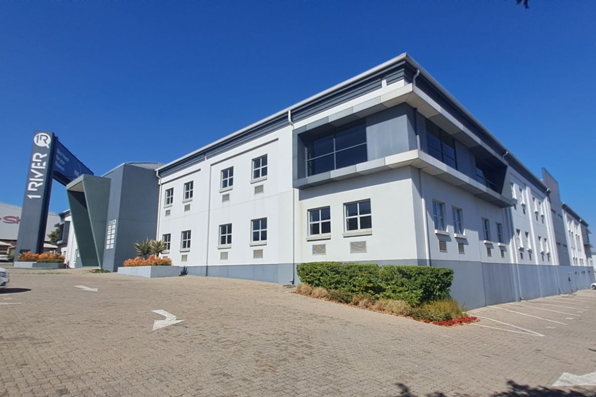 Modern Open Plan Office with Excellent Natural Light in Riverview Office Park - Photo 2