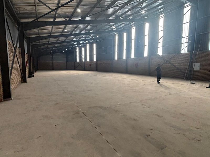 2250sqm Warehouse for Rent in Willowton, Pmb at R123750-00 per month plus Vat - Photo 3