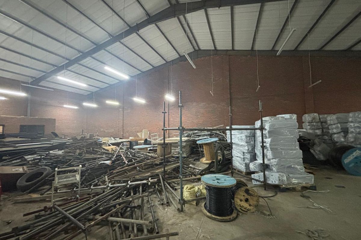 1000sqm Warehouse/Factory to rent in Willowton for R60000-00 per month plus Vat - Photo 5