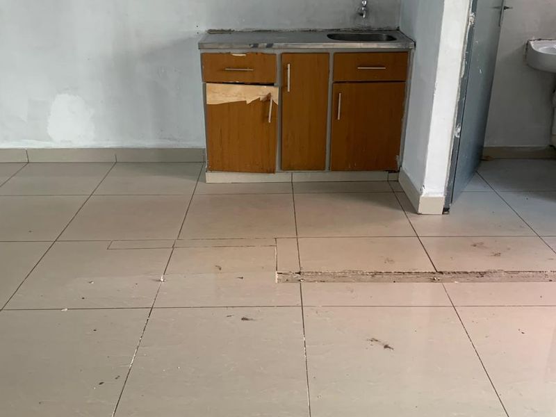 Shop To Let in Trevenna, Pretoia - Photo 3