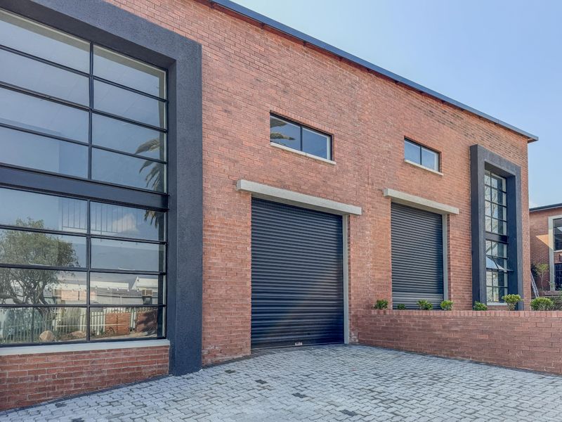 Prime 340m2 Industrial Warehouse To Let in Midrand’s Growing Industrial Corridor - Photo 1