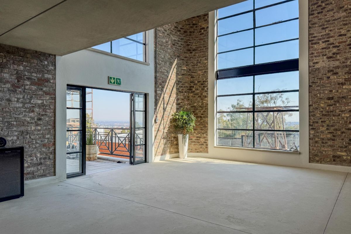 Prime 340m2 Industrial Warehouse To Let in Midrand’s Growing Industrial Corridor - Photo 3