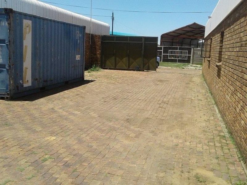 Industrial Stand - Photo 10