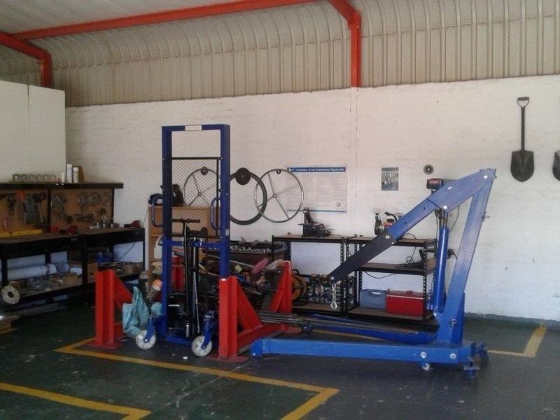 Industrial Stand - Photo 8