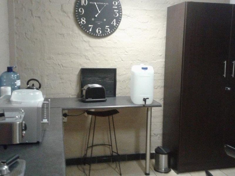 Industrial Stand - Photo 3