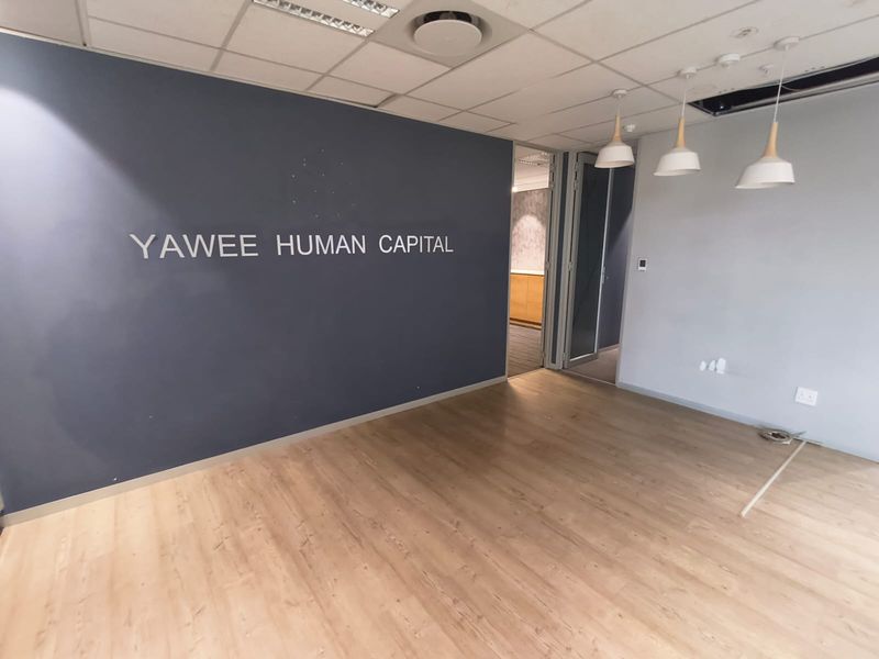 LANDMARK P-GRADE 11400M2 OFFICE SPACE FOR SALE IN CENTURION CBD - Photo 3