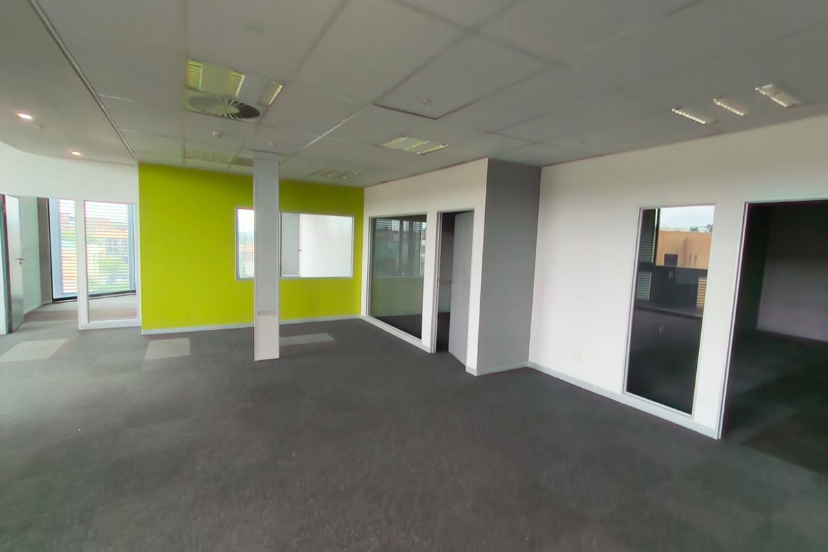 LANDMARK P-GRADE 11400M2 OFFICE SPACE FOR SALE IN CENTURION CBD - Photo 5