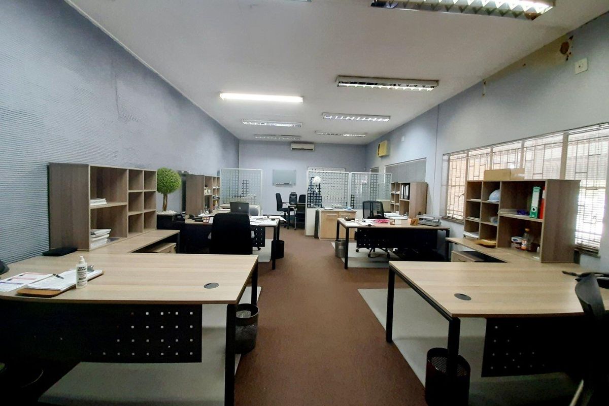 Commercial property for sale in Sasolburg Industrial area. - Photo 4