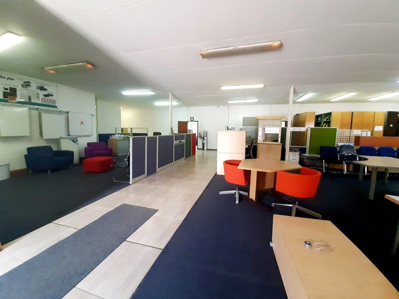 Commercial property for sale in Sasolburg Industrial area. - Photo 6