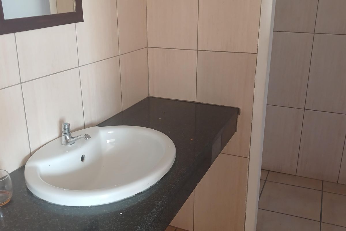 Mini Factory Rental Monthly In Johannesburg - Photo 4