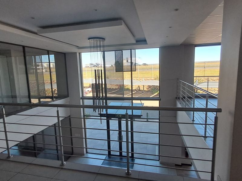 22 095m2 Warehouse in Eastport, Kemptonpark - Photo 6